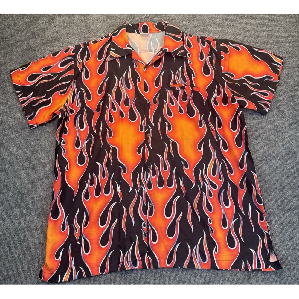 King Kamehameha Men's XL Hawaiian Shirt Flame Print Red Black Aloha Button Up